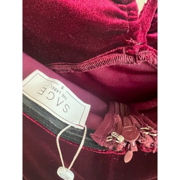 Sage the Label New With Tags Size S Red Misty Velvet Midi Sheath Dress - Picture 8 of 9